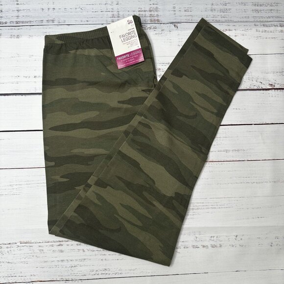 SO Women's Basic Stretchy Mid Rise Favorite Leggings Sz XL Olive Green Camo NWT - Picture 1 of 3